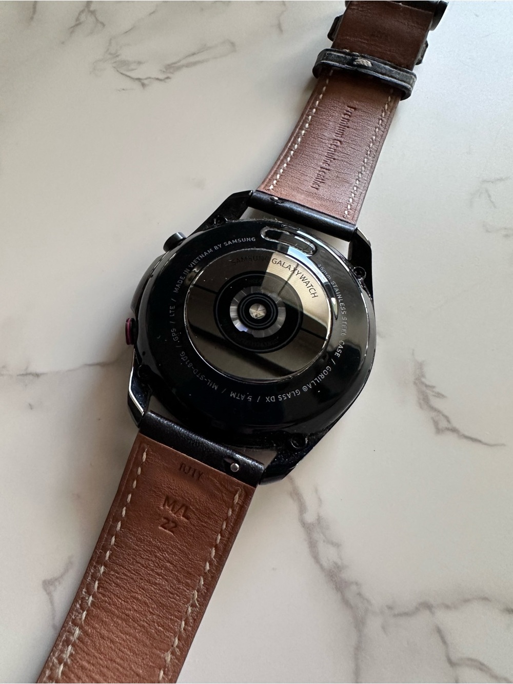 Samsung Watch3 Smartwatch 8gb in Black w/ Premium Genuine Leather Band (M/L) - Picture 3 of 12